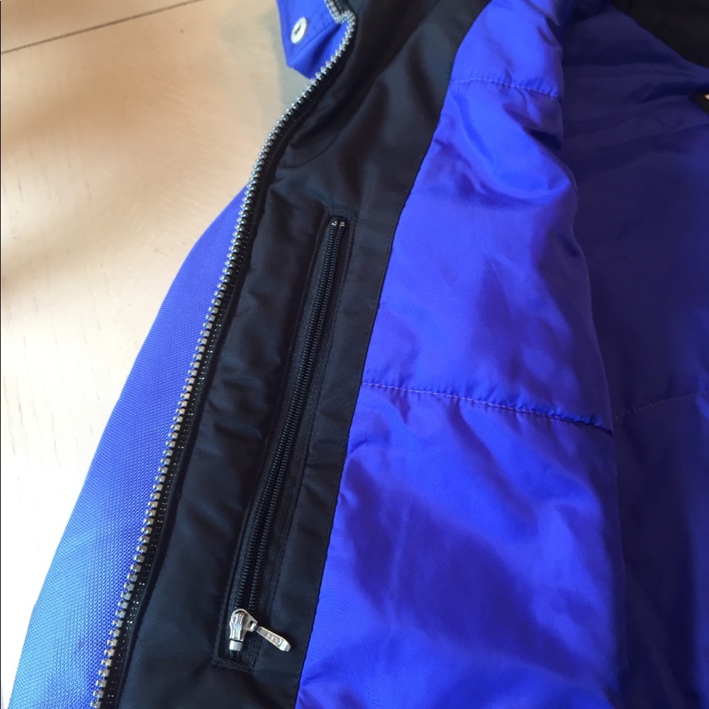 Obermeyer ski jacket size 6 - Picture 6 of 9